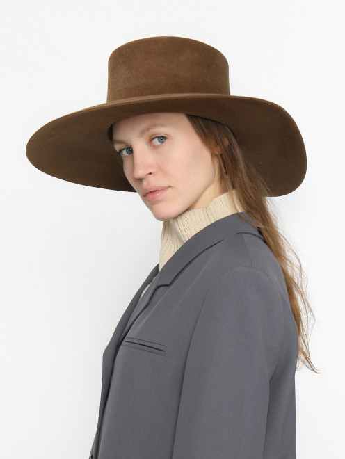 Шляпа с высокой тульей  Alberta Ferretti - МодельОбщийВид
